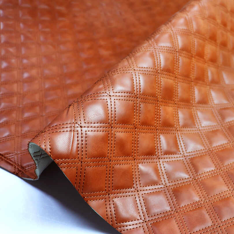 கடற்பாசி தையல் நுரை செயற்கை க்வில்டட் ஆட்டோமோட்டிவ் கார்கள் PVC தோல் துணி